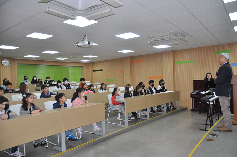 �ʵ� �����ӿ� �� �б��ӿ� �Ӹ��� 2021.3.... ÷���̹���