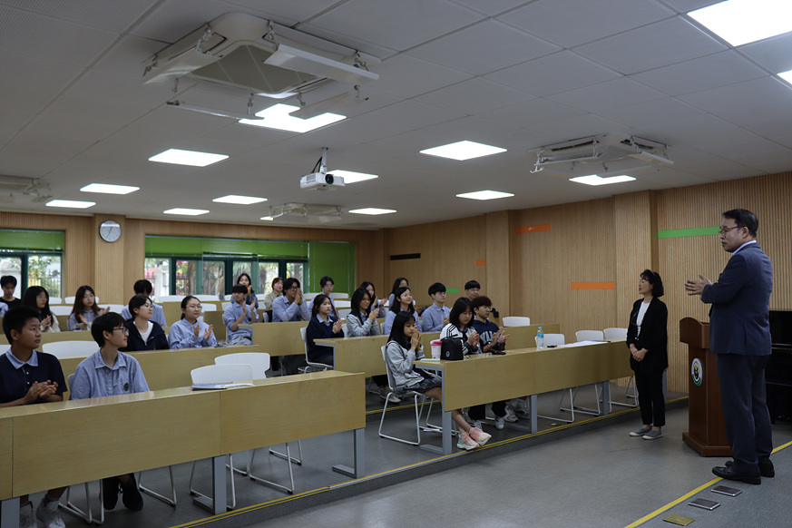 [��.����]�߱��� ���� ��ǥȸ �û�� 2024.... ÷���̹���