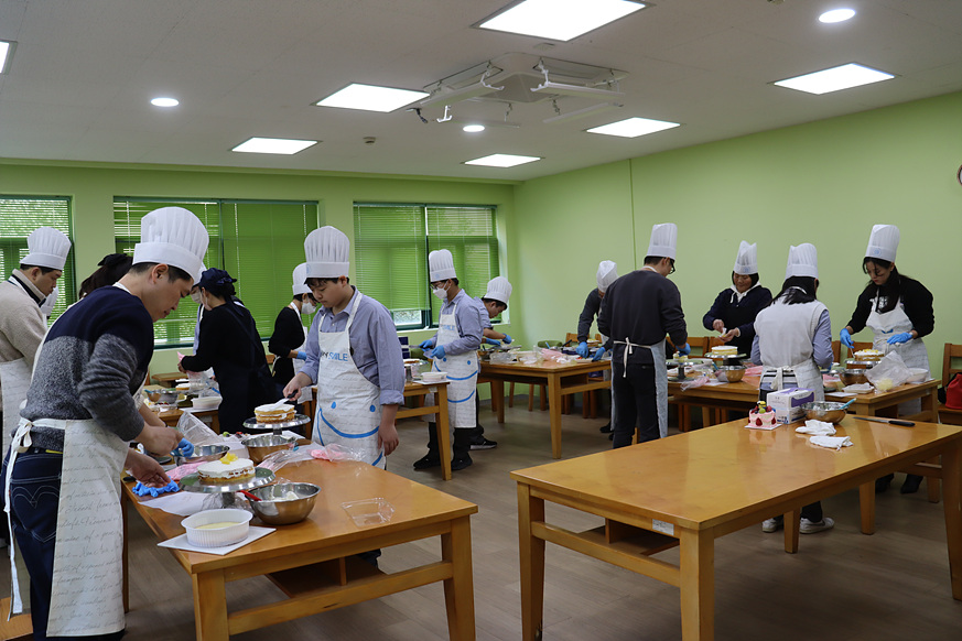 �ټع� ��ǥȸ 2024.1.3. ÷���̹���