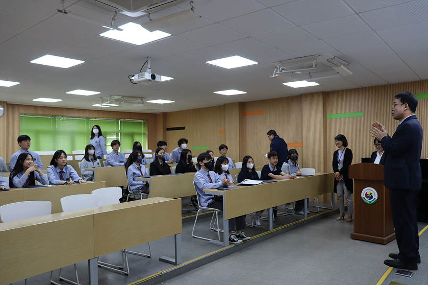 [��.����]�߱��� �۹� â�� Ȱ�� �û�� 20... ÷���̹���