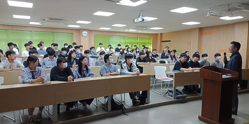 �輱�ʴ�ǥ ��û���� 